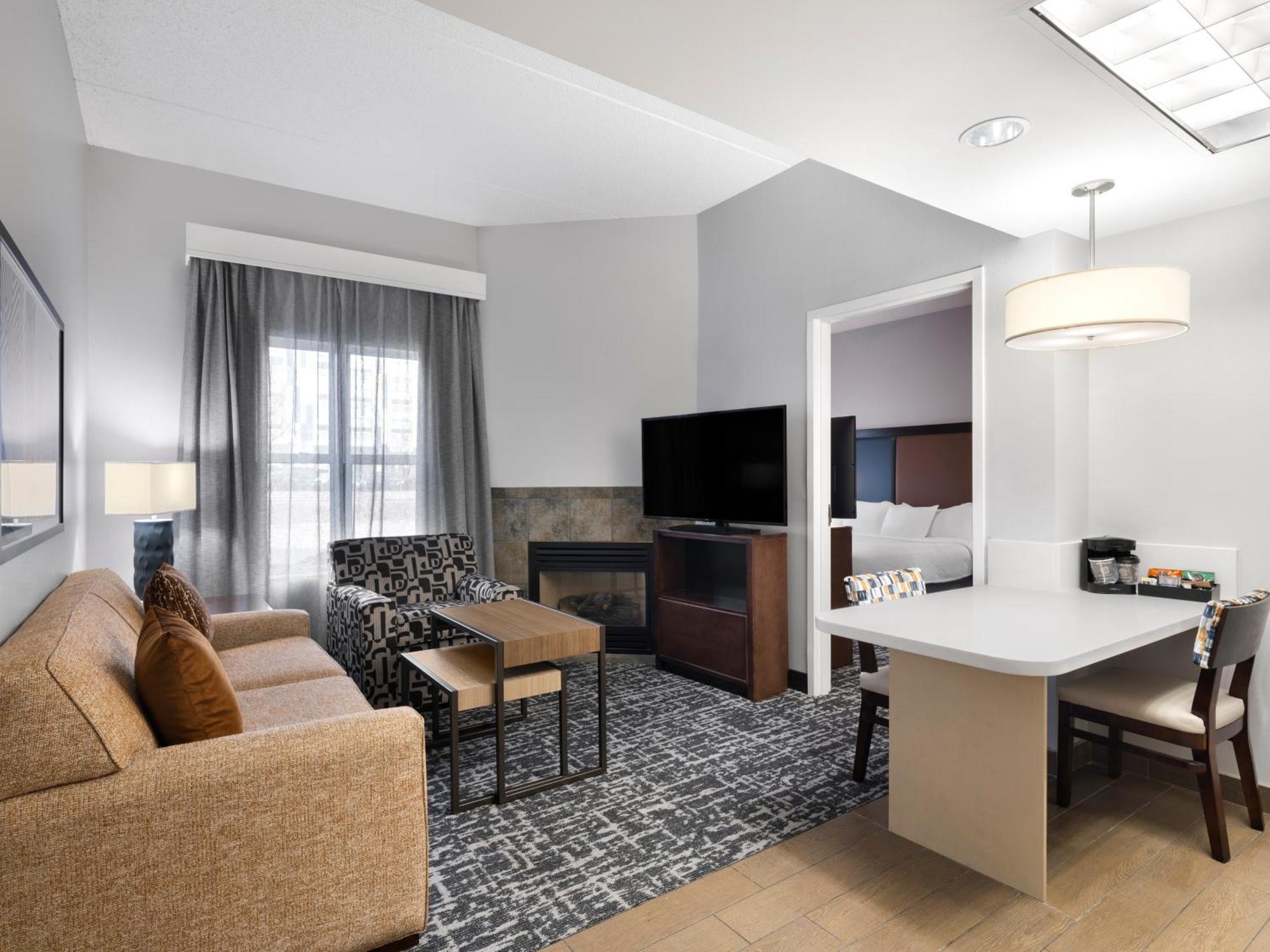 Homewood Suites Columbus - Airport Kültér fotó